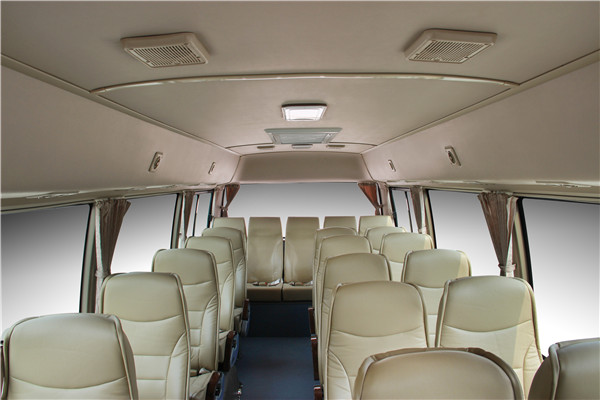 南京金龍NJL6806EV1客車(chē)（純電動(dòng)24-31座）