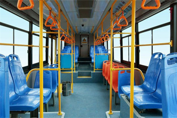 海格KLQ6129GAHEVC5K插電式公交車(chē)（天然氣/電混動(dòng)國(guó)五24-42座）