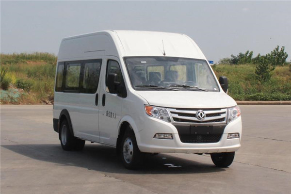 東風(fēng)旅行車EQ6582WACDB多用途輕客（柴油國(guó)六7-9座）