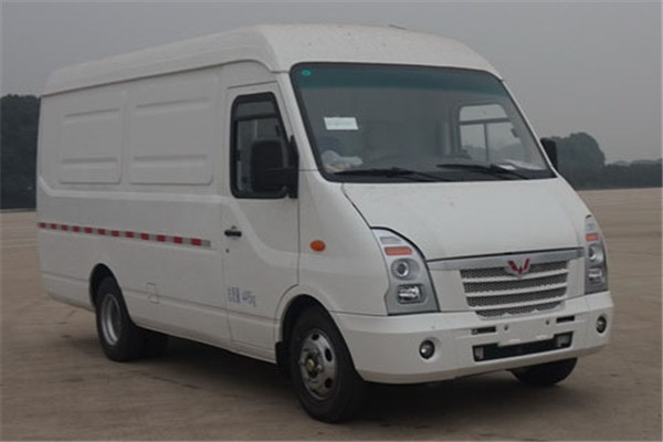 五菱GL5041XXYBEV廂式運(yùn)輸車（純電動3座）