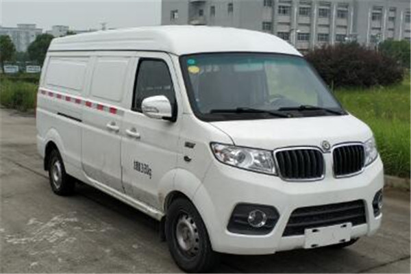 陸地方舟RQ5026XXYEVZ3廂式運(yùn)輸車（純電動2-5座）