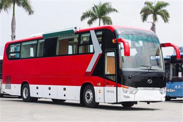 金龍XMQ5182XYL醫(yī)療車（柴油國(guó)五2-9座）