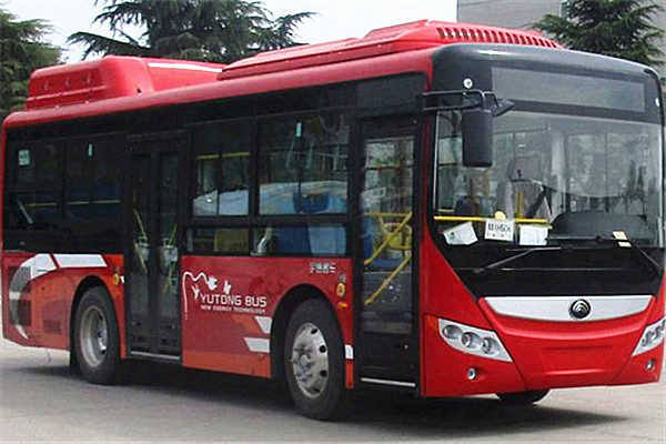 宇通ZK6825CHEVPG23C插電式公交車（柴油/電混動(dòng)國五14-26座）
