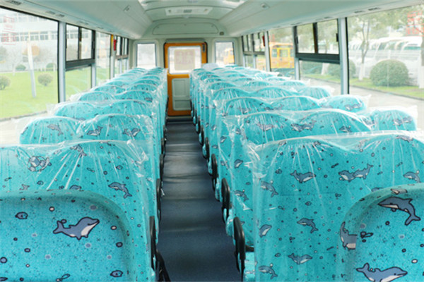 華新HM6940XFD5XS小學(xué)生專用校車（柴油國五46-56座）