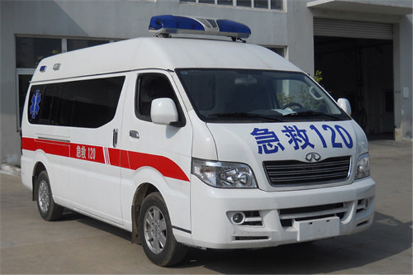 威麟SQR5040XJHH13救護(hù)車（汽油國(guó)四6-9座）