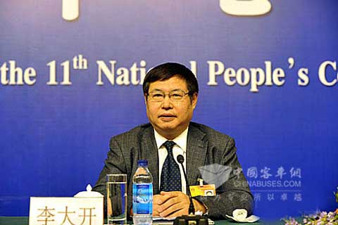 全國(guó)人大代表、陜西法士特集團(tuán)公司董事長(zhǎng)李大開(kāi)